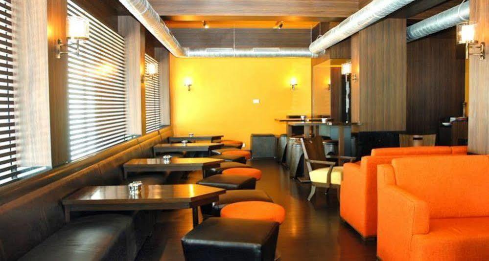 Deccan Rendezvous By Hotel Surya Pune Exterior photo